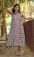 Orchid sleeveless Dress